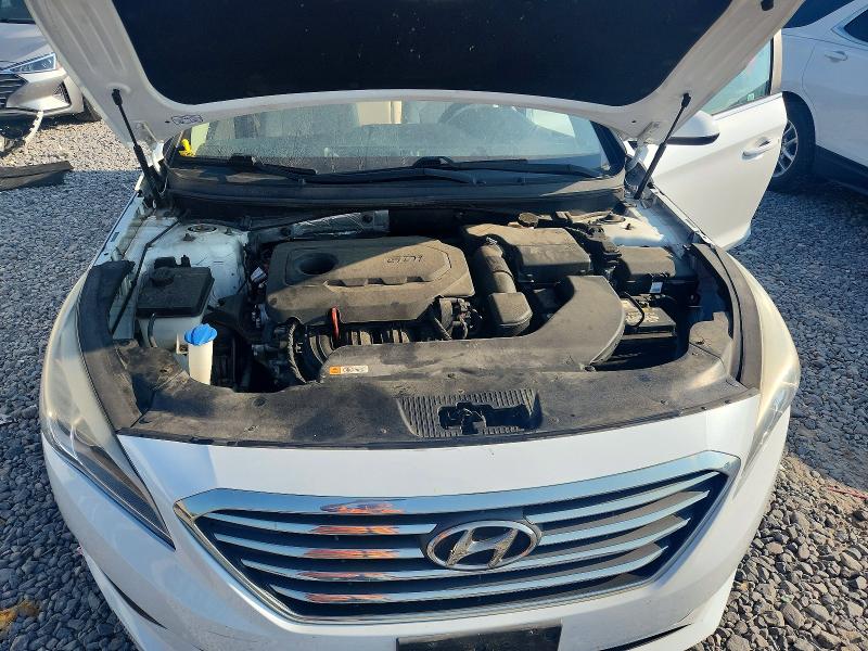 2015 Hyundai Sonata მანქანა იყიდება აუქციონზე, vin: 5NPE24AF7FH010031, აუქციონის ნომერი: 61411656
