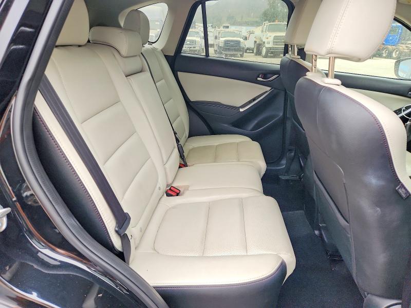 63193946 :رقم المزاد ، JM3KE2DY8G0902371 vin ، 2016 Mazda Cx-5 مزاد بيع