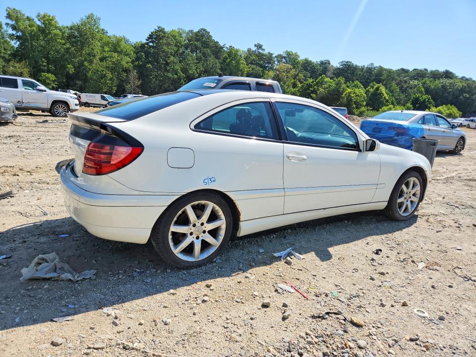 60586356 :رقم المزاد ، WDBRN47J32A370627 vin ، 2002 Mercedes-benz C مزاد بيع