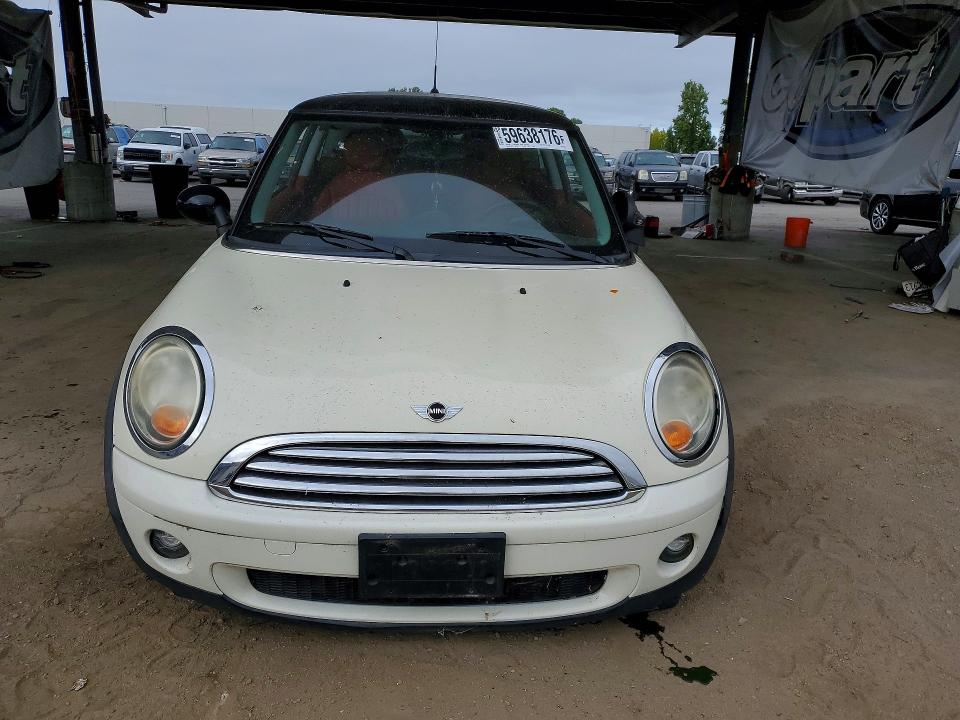 Продажа на аукционе авто 2008 Mini Cooper, vin: WMWMF33538TT64767, номер лота: 59638176
