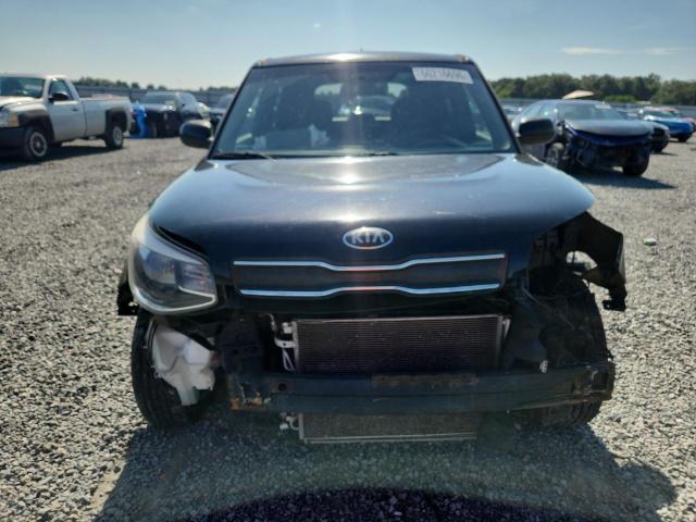 60216696 :رقم المزاد ، KNDJN2A27H7425381 vin ، 2017 Kia Soul مزاد بيع