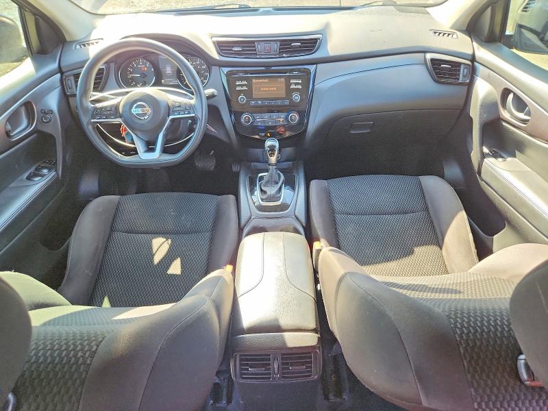 62145556 :رقم المزاد ، JN1BJ1CP0HW029742 vin ، 2017 Nissan Rogue Sport مزاد بيع