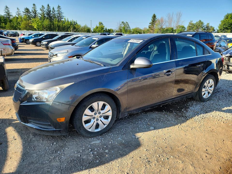 61522586 :رقم المزاد ، 1G1PC5SB1D7138184 vin ، 2013 Chevrolet Cruze مزاد بيع