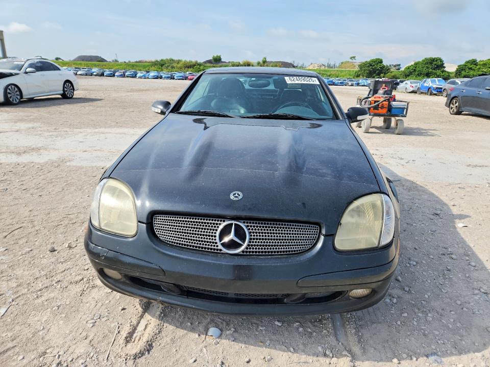 Aukcja sprzedaży 2001 Mercedes-benz Slk, vin: WDBKK65F21F172126, numer aukcji: 62489026