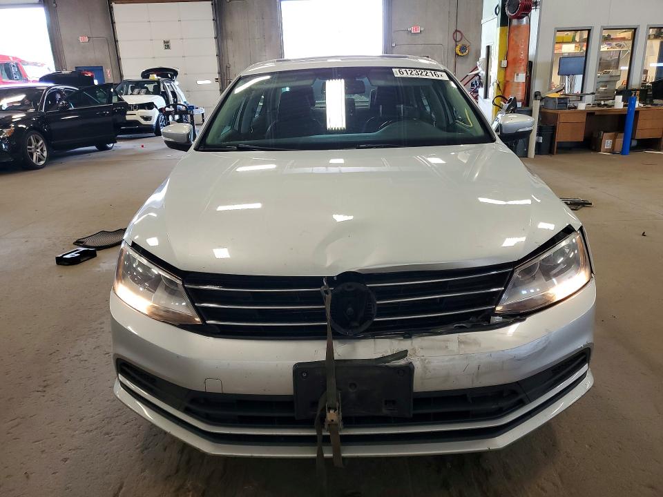 2015 Volkswagen Jetta მანქანა იყიდება აუქციონზე, vin: 3VWLA7AJ6FM273053, აუქციონის ნომერი: 61232216