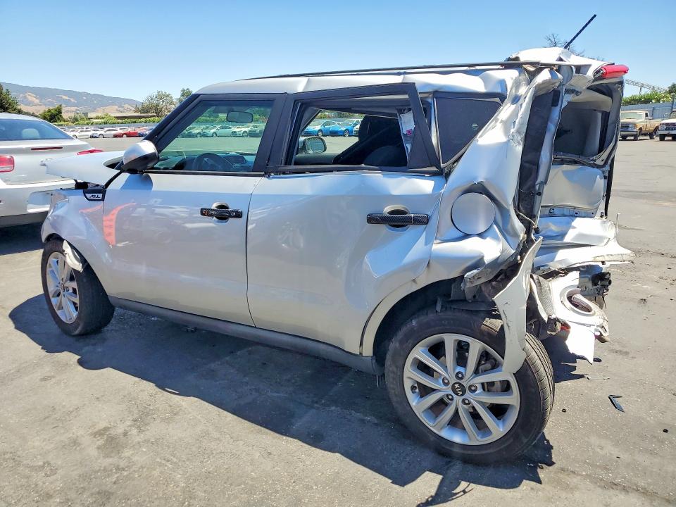 Продажа на аукционе авто 2018 Kia Soul, vin: KNDJP3A50J7539254, номер лота: 62629266