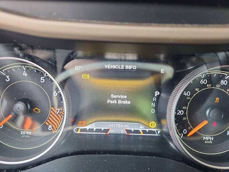 60442596 :رقم المزاد ، 1C4PJMDS1FW646667 vin ، 2015 Jeep Cherokee مزاد بيع