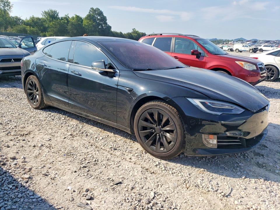 Продажа на аукционе авто 2017 Tesla Model S, vin: 5YJSA1E22HF191469, номер лота: 63194376