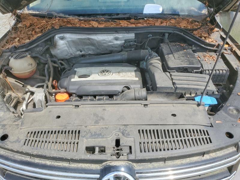 60824606 :رقم المزاد ، WVGAV7AX0CW003956 vin ، 2012 Volkswagen Tiguan مزاد بيع