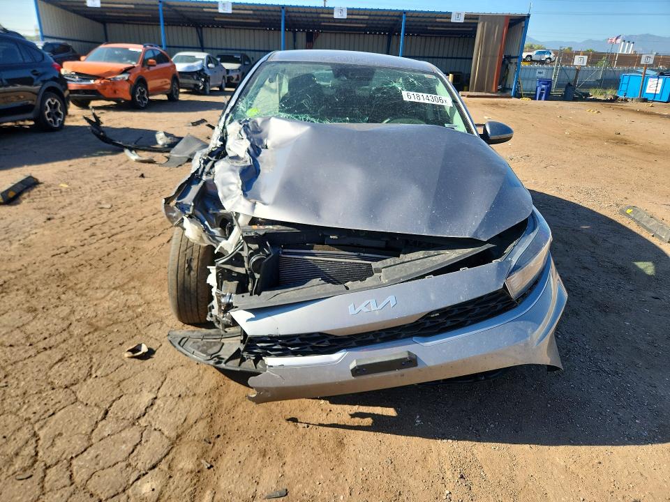 2023 Kia Forte მანქანა იყიდება აუქციონზე, vin: 3KPF24AD0PE543685, აუქციონის ნომერი: 61814306