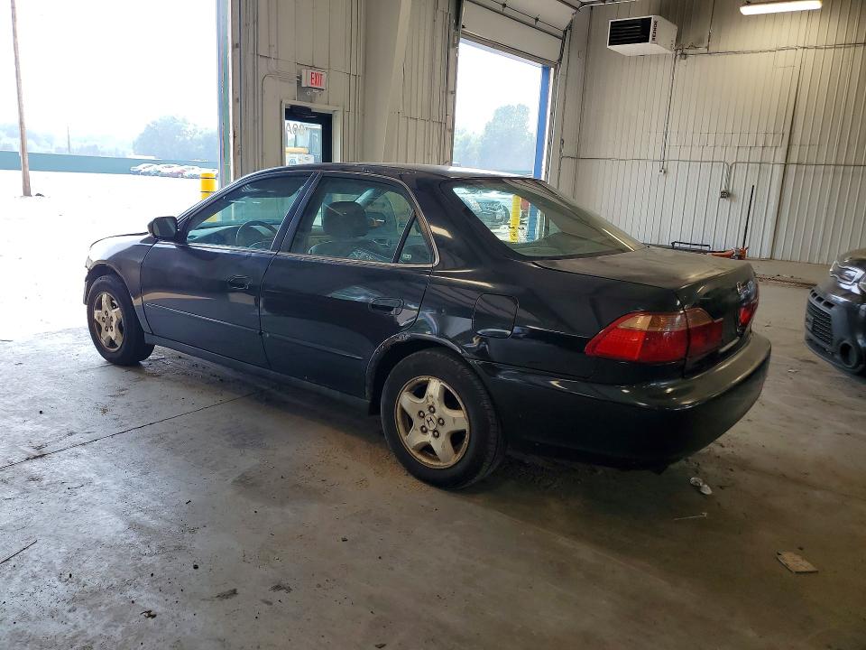 60804726 :رقم المزاد ، 1HGCG1652YA097422 vin ، 2000 Honda Accord مزاد بيع