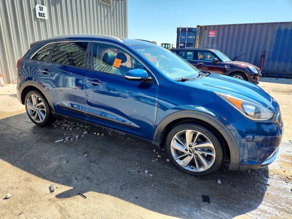 85979995 :رقم المزاد ، KNDCE3LC2J5171181 vin ، 2018 Kia Niro مزاد بيع