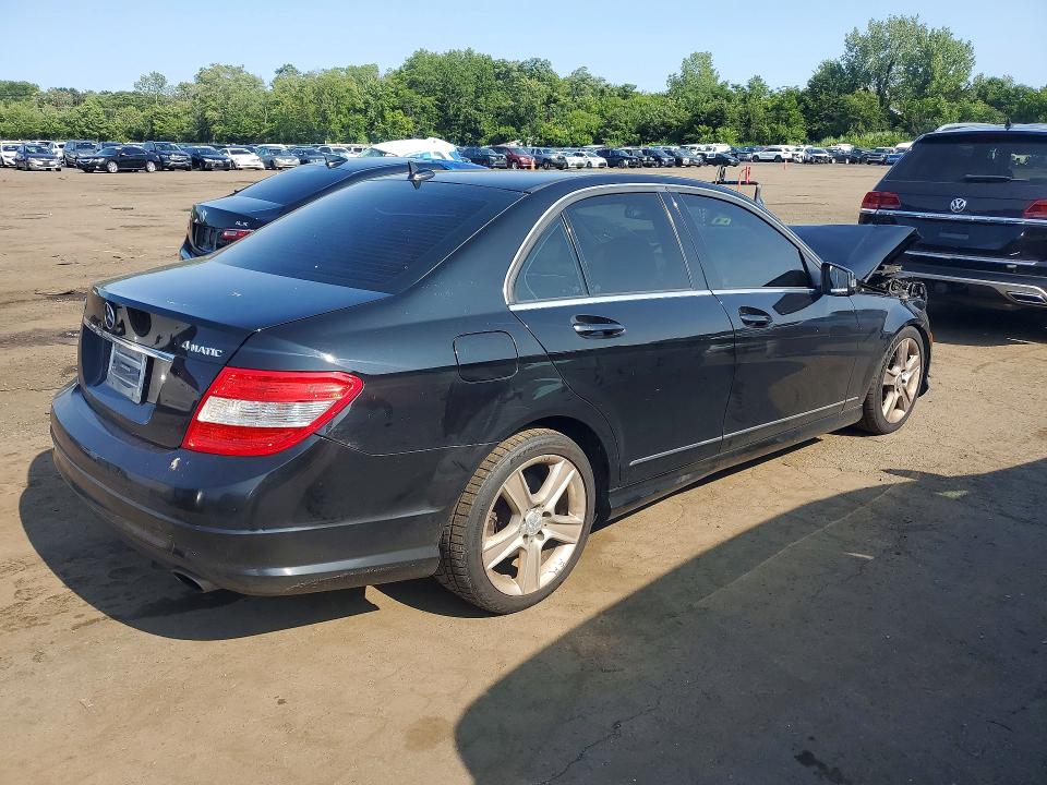 61337426 :رقم المزاد ، WDDGF8BB8BR139615 vin ، 2011 Mercedes-benz C مزاد بيع