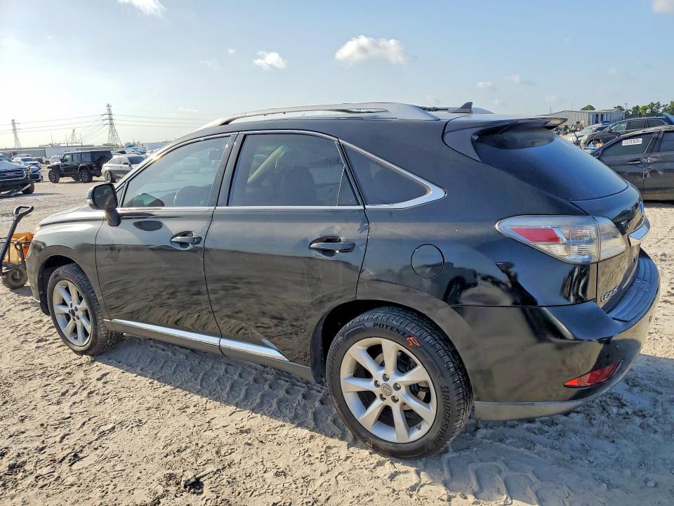 63057406 :رقم المزاد ، 2T2ZK1BA8AC036387 vin ، 2010 Lexus Rx مزاد بيع
