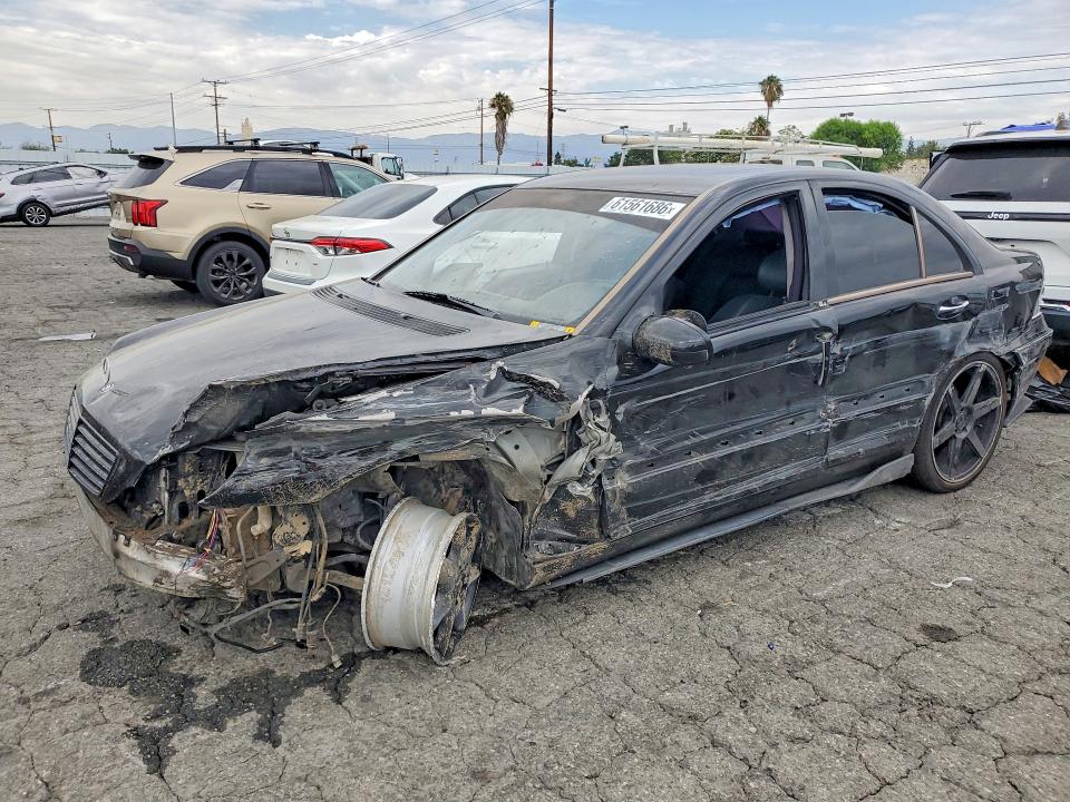 2003 Mercedes-benz C მანქანა იყიდება აუქციონზე, vin: WDBRF64J43F363963, აუქციონის ნომერი: 61561686
