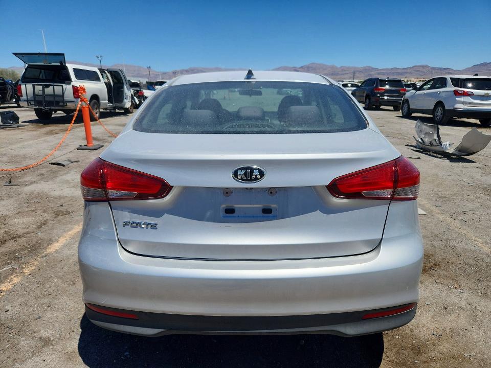 Продажа на аукционе авто 2018 Kia Forte, vin: 3KPFL4A71JE167318, номер лота: 60077506