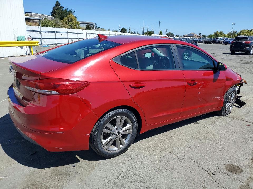 63382226 :رقم المزاد ، KMHD84LF1JU577692 vin ، 2018 Hyundai Elantra مزاد بيع