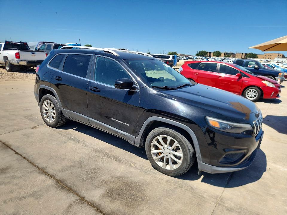 2019 Jeep Cherokee მანქანა იყიდება აუქციონზე, vin: 1C4PJLCB6KD221088, აუქციონის ნომერი: 62578856