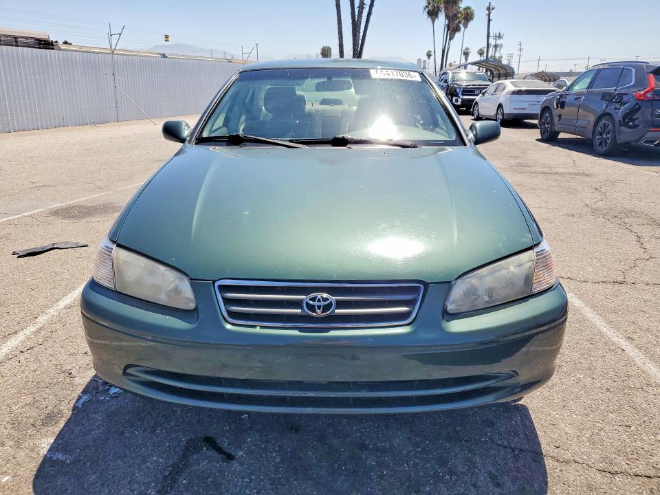 60417036 :رقم المزاد ، JT2BF22K7Y0237400 vin ، 2000 Toyota Camry مزاد بيع