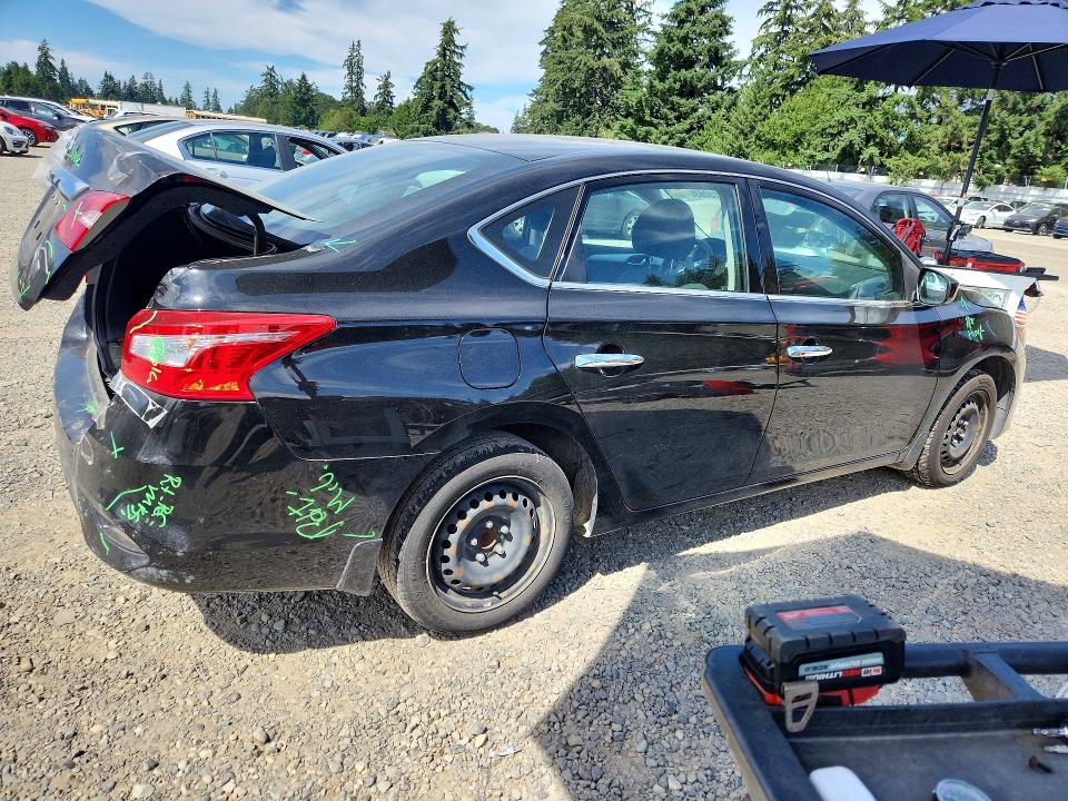 2019 Nissan Sentra მანქანა იყიდება აუქციონზე, vin: 3N1AB7AP7KY335951, აუქციონის ნომერი: 59130636