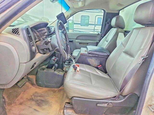 2014 Chevrolet Silverado მანქანა იყიდება აუქციონზე, vin: 1GB3KZCG5EF123256, აუქციონის ნომერი: 61030766