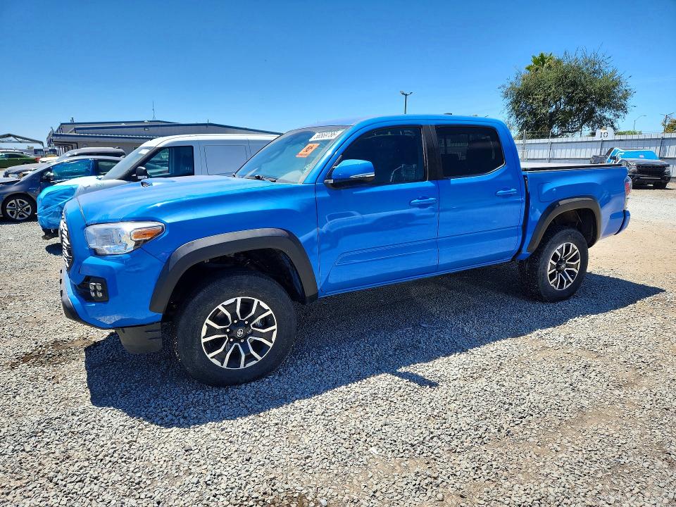 58569786 :رقم المزاد ، 3TYAZ5CNXMT005843 vin ، 2021 Toyota Tacoma مزاد بيع