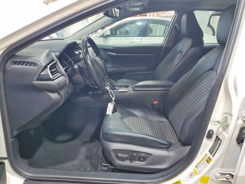 61229676 :رقم المزاد ، 4T1B11HK3KU694613 vin ، 2019 Toyota Camry مزاد بيع