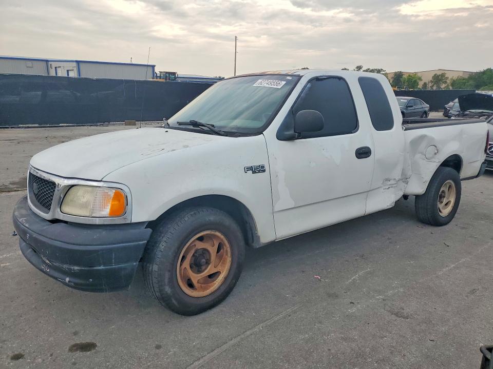 62749556 :رقم المزاد ، 2FTRX17244CA03398 vin ، 2004 Ford F-150 Heritage مزاد بيع
