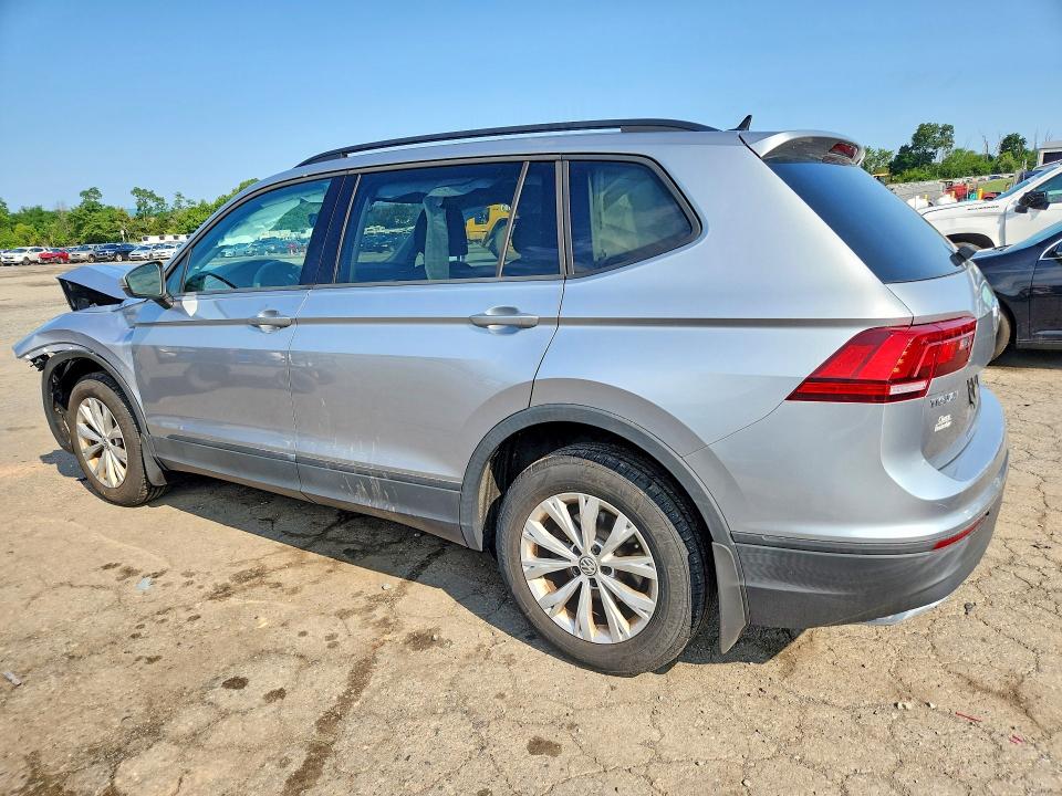 Продажа на аукционе авто 2020 Volkswagen Tiguan, vin: 3VV0B7AX2LM075414, номер лота: 62132056