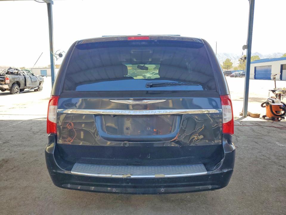 Продажа на аукционе авто 2014 Chrysler Town & Country, vin: 2C4RC1CG2ER423060, номер лота: 62643836