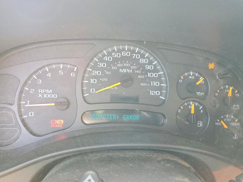 Продажа на аукционе авто 2005 Chevrolet Suburban, vin: 3GNFK16Z35G230495, номер лота: 59591066