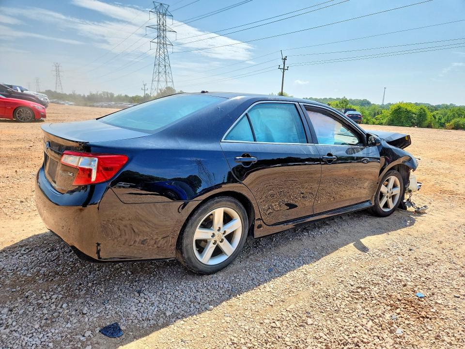 59672806 :رقم المزاد ، 4T1BF1FK9DU241880 vin ، 2013 Toyota Camry مزاد بيع