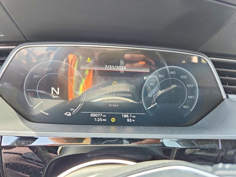 Aukcja sprzedaży 2019 Audi E-tron, vin: WA1LAAGE0KB002883, numer aukcji: 63522356