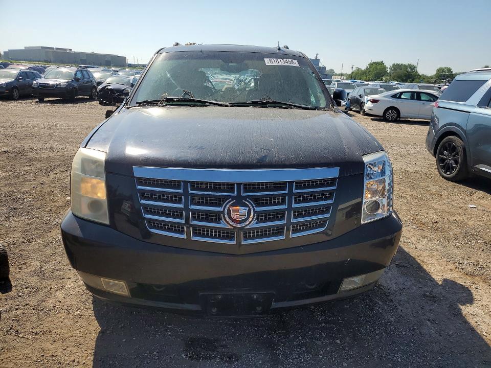 2007 Cadillac Escalade მანქანა იყიდება აუქციონზე, vin: 1GYFK66877R339004, აუქციონის ნომერი: 61013456