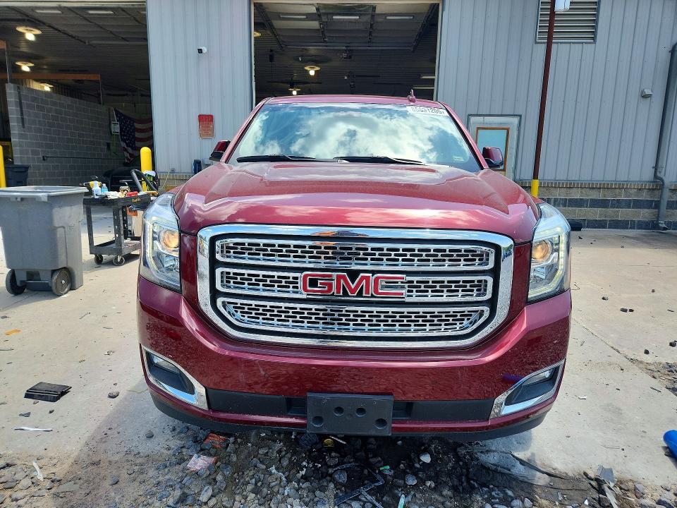85631205 :رقم المزاد ، 1GKS2BKC8HR340868 vin ، 2017 Gmc Yukon مزاد بيع