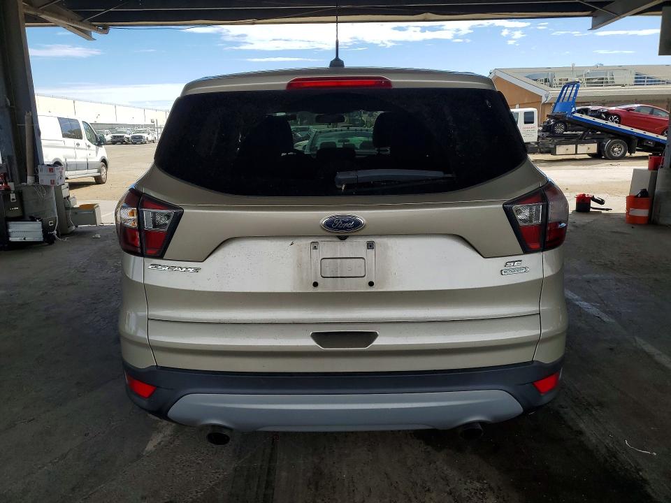 Продаж на аукціоні авто 2017 Ford Escape, vin: 1FMCU0GD1HUA54692, номер лоту: 61630726