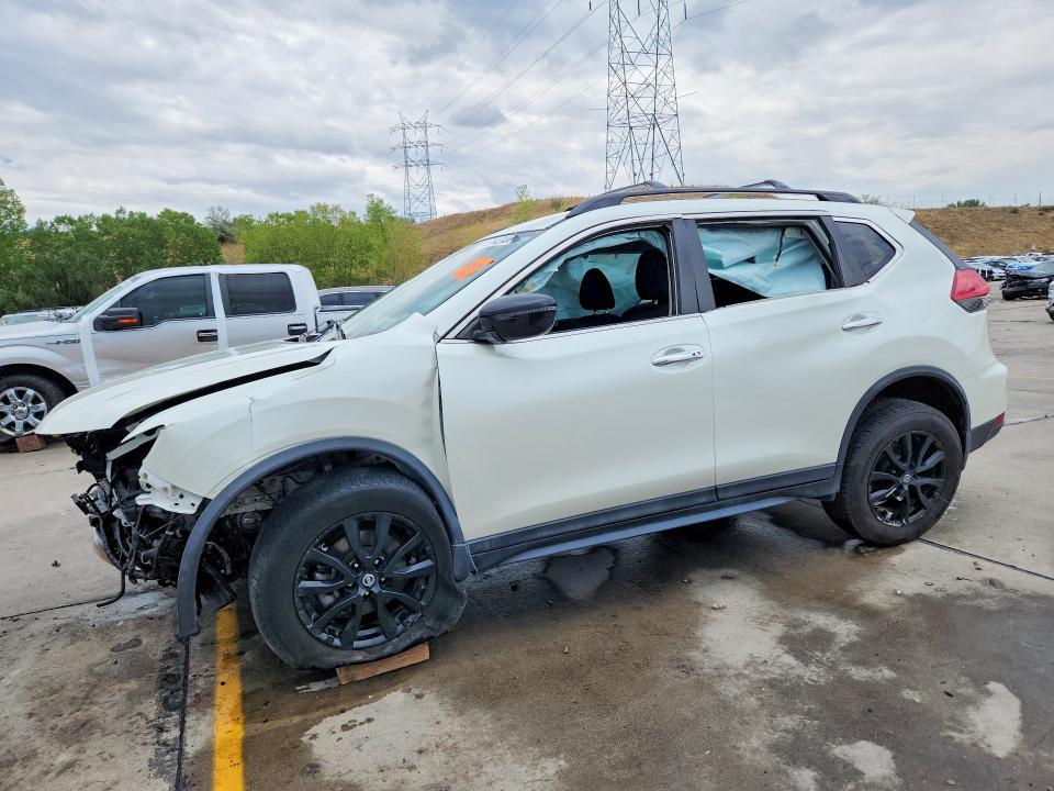 62442436 :رقم المزاد ، 5N1AT2MT2HC889627 vin ، 2017 Nissan Rogue مزاد بيع