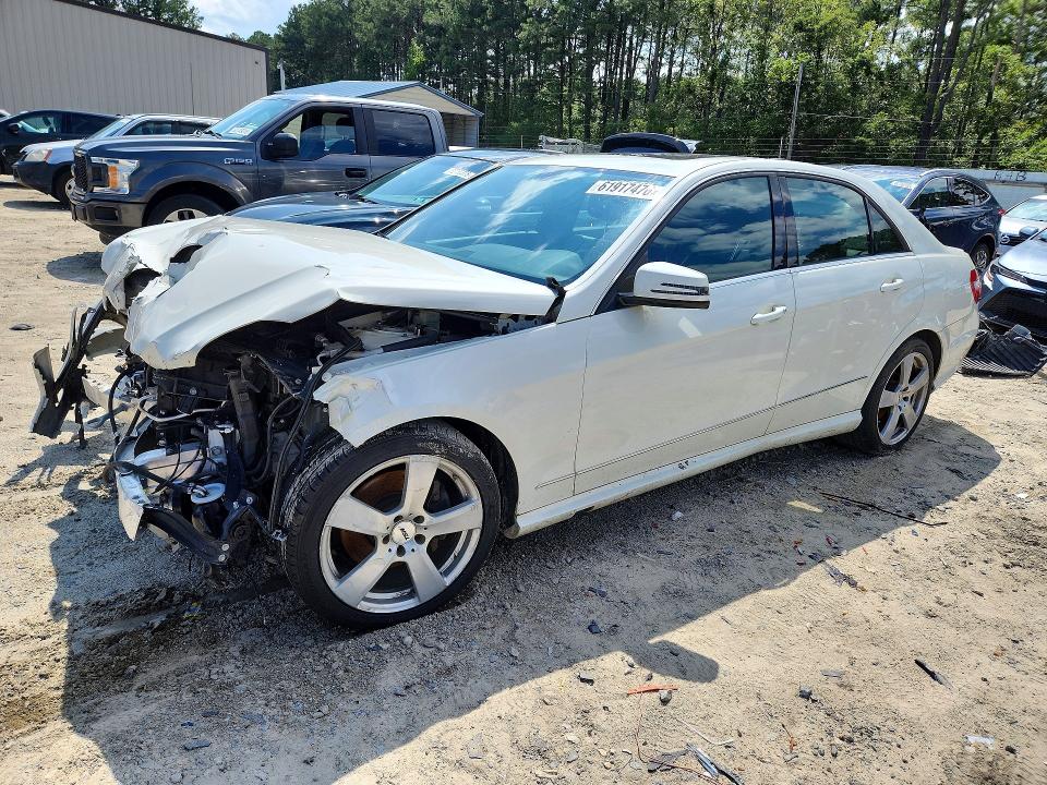 2011 Mercedes-benz E მანქანა იყიდება აუქციონზე, vin: WDDHF8HB1BA451883, აუქციონის ნომერი: 61917476