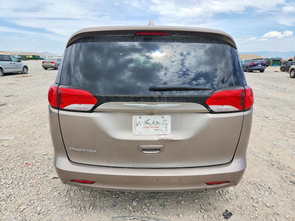 Продаж на аукціоні авто 2017 Chrysler Pacifica, vin: 2C4RC1DG4HR611145, номер лоту: 61429816