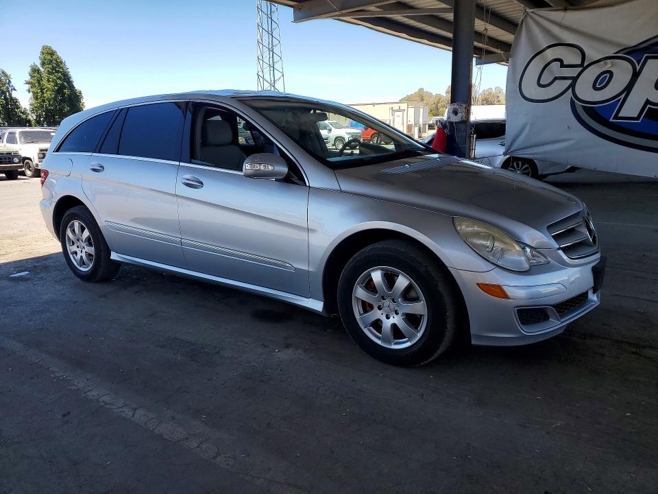 60703056 :رقم المزاد ، 4JGCB65E97A051205 vin ، 2007 Mercedes-benz R مزاد بيع