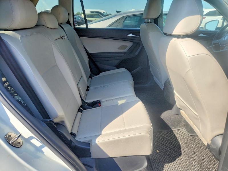 Продаж на аукціоні авто 2018 Volkswagen Tiguan, vin: 3VV2B7AXXJM153797, номер лоту: 60497166