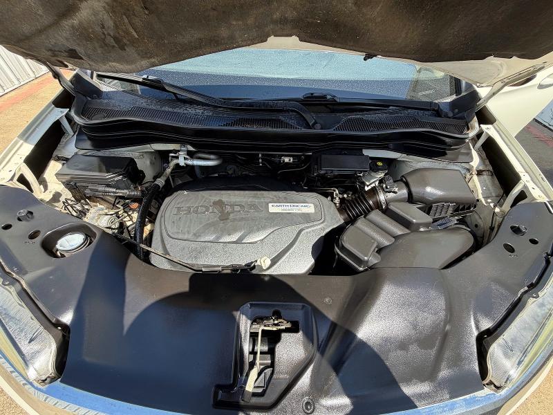 60892726 :رقم المزاد ، 5FNYF5H57GB007571 vin ، 2016 Honda Pilot مزاد بيع