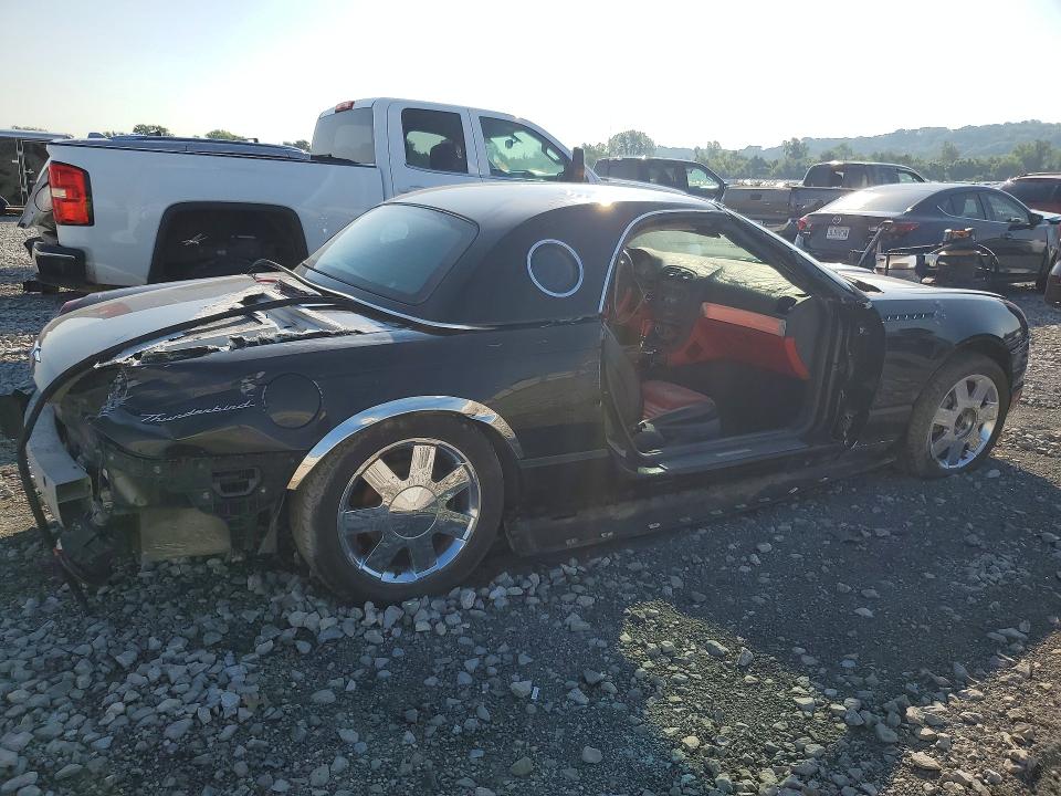 61919186 :رقم المزاد ، 1FAHP60A92Y121002 vin ، 2002 Ford Thunderbird مزاد بيع