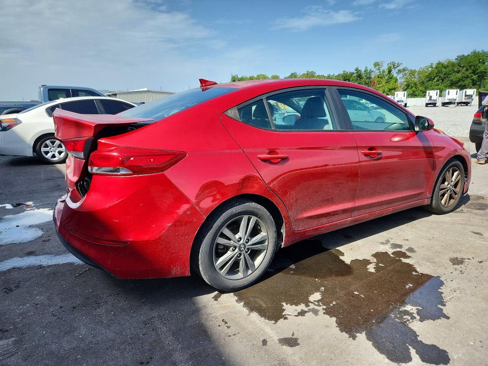 2018 Hyundai Elantra მანქანა იყიდება აუქციონზე, vin: 5NPD84LF0JH242938, აუქციონის ნომერი: 61077316