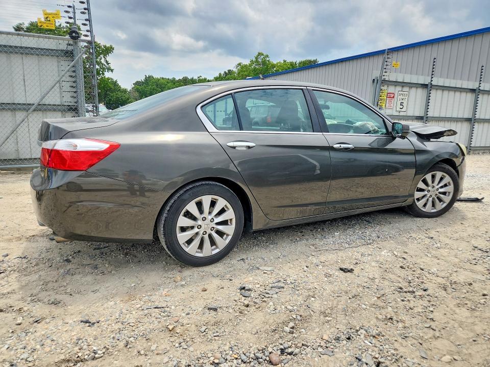 60149556 :رقم المزاد ، 1HGCR2F79EA183288 vin ، 2014 Honda Accord مزاد بيع