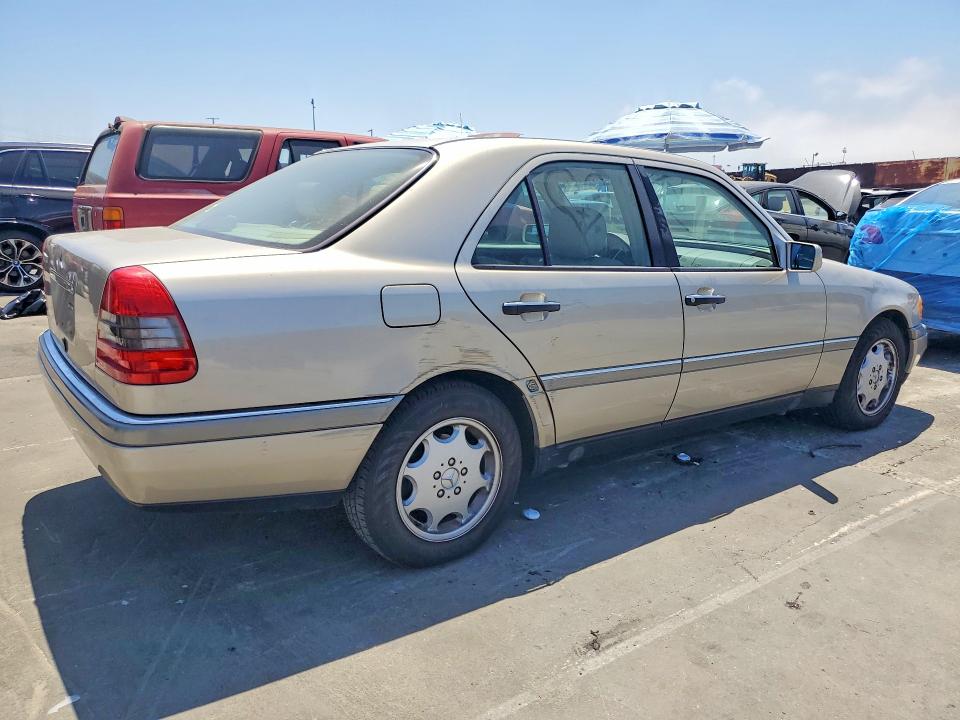 61532666 :رقم المزاد ، WDBHA23E4VF512284 vin ، 1997 Mercedes-benz C مزاد بيع