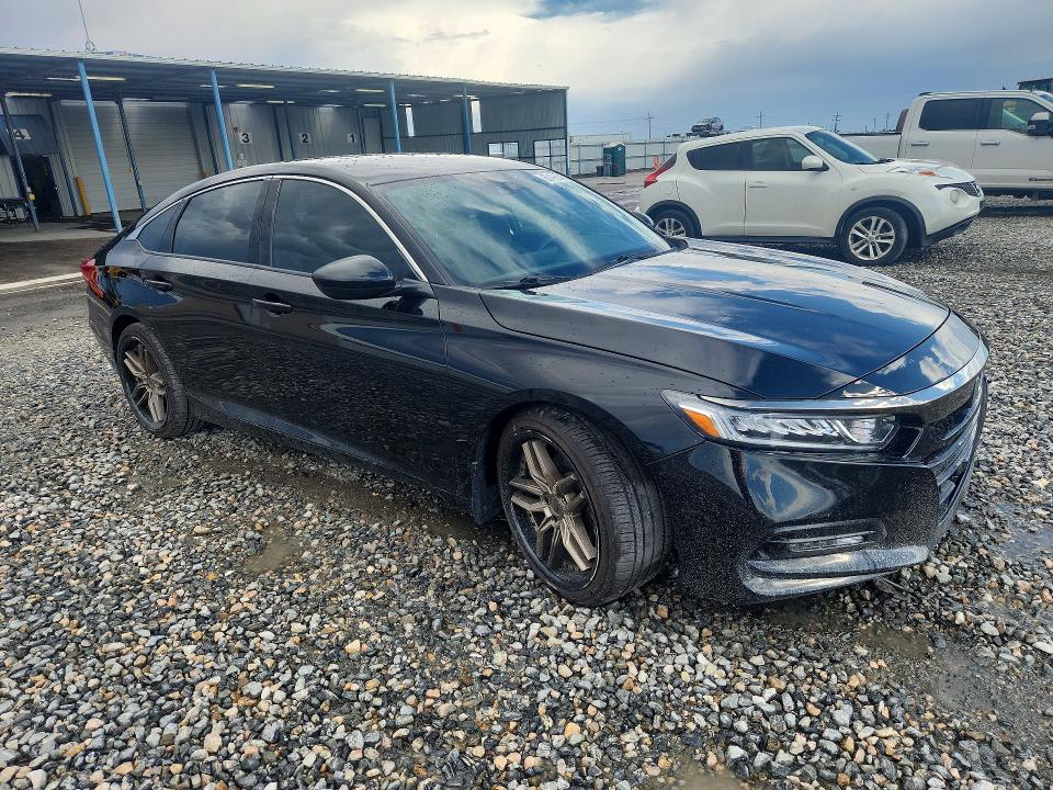 2019 Honda Accord მანქანა იყიდება აუქციონზე, vin: 1HGCV1E39KA018745, აუქციონის ნომერი: 60498546