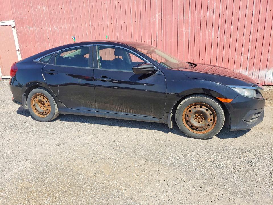 Продажа на аукционе авто 2018 Honda Civic, vin: 2HGFC2F50JH000692, номер лота: 63304556