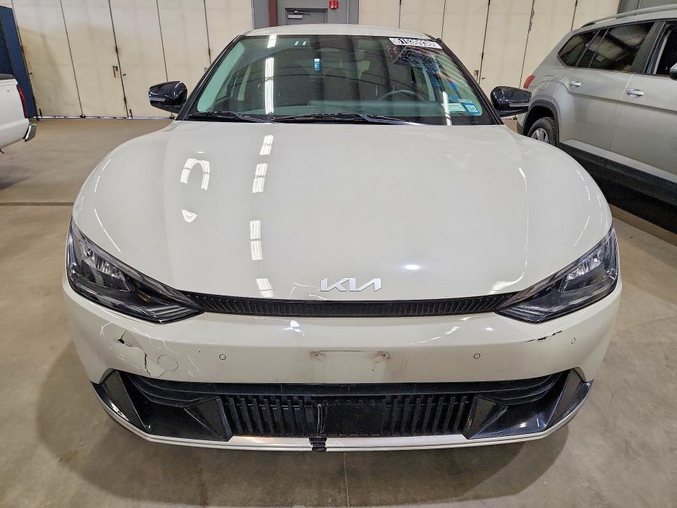 2023 Kia Ev6 მანქანა იყიდება აუქციონზე, vin: KNDC34LA7P5606358, აუქციონის ნომერი: 61530936