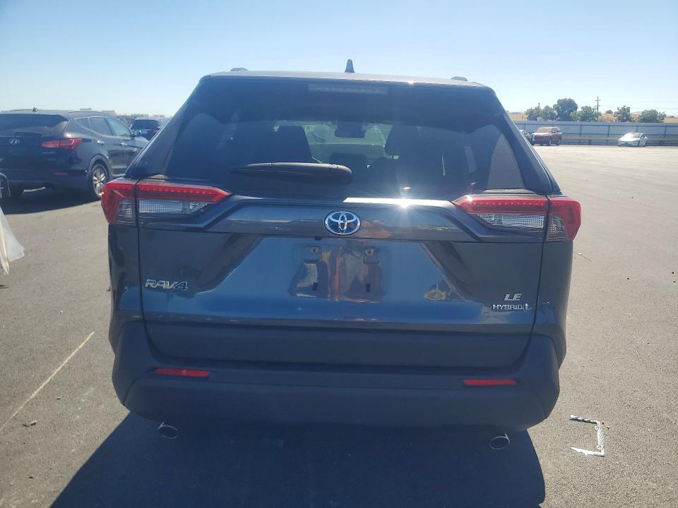 Продажа на аукционе авто 2022 Toyota Rav4, vin: JTMMWRFV8ND158822, номер лота: 61555716